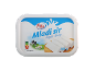 Bela pravougaona kutija sa mladim sirom, 500 g, Nutri-Score D.