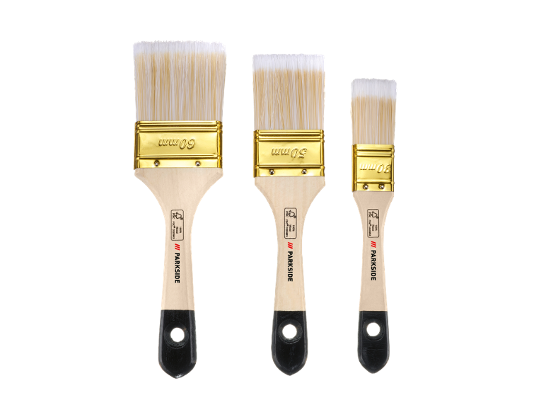 Set od tri drvene četke za farbanje veličina 60mm, 50mm i 30mm.