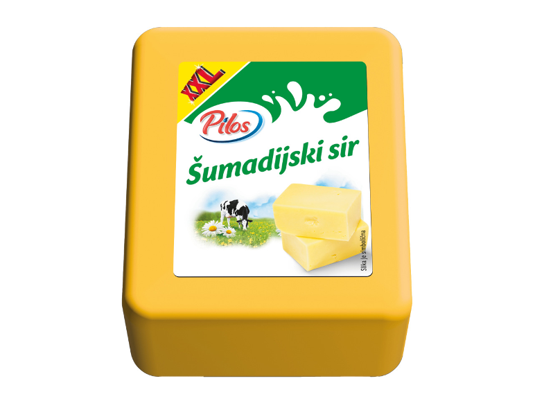 Žuto pakovanje sira sa zeleno-belom etiketom, kravom i komadima sira.