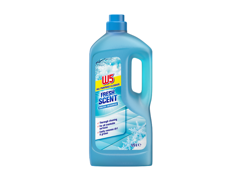 Plavi univerzalni čistač sa etiketom 'Fresh Scent Winter Freshness', 1,5L.