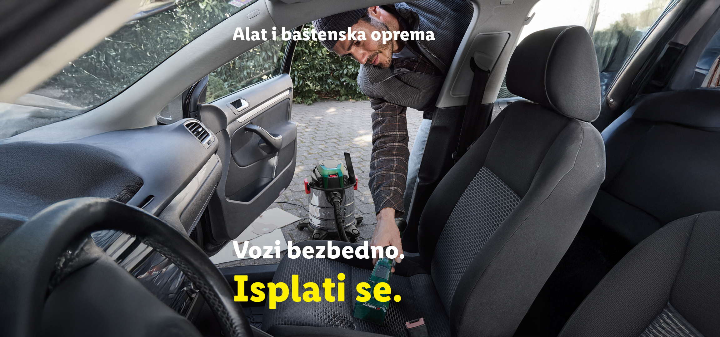 Alat i baštenska oprema: Čišćenje unutrašnjosti automobila i motora Parkside alatom.