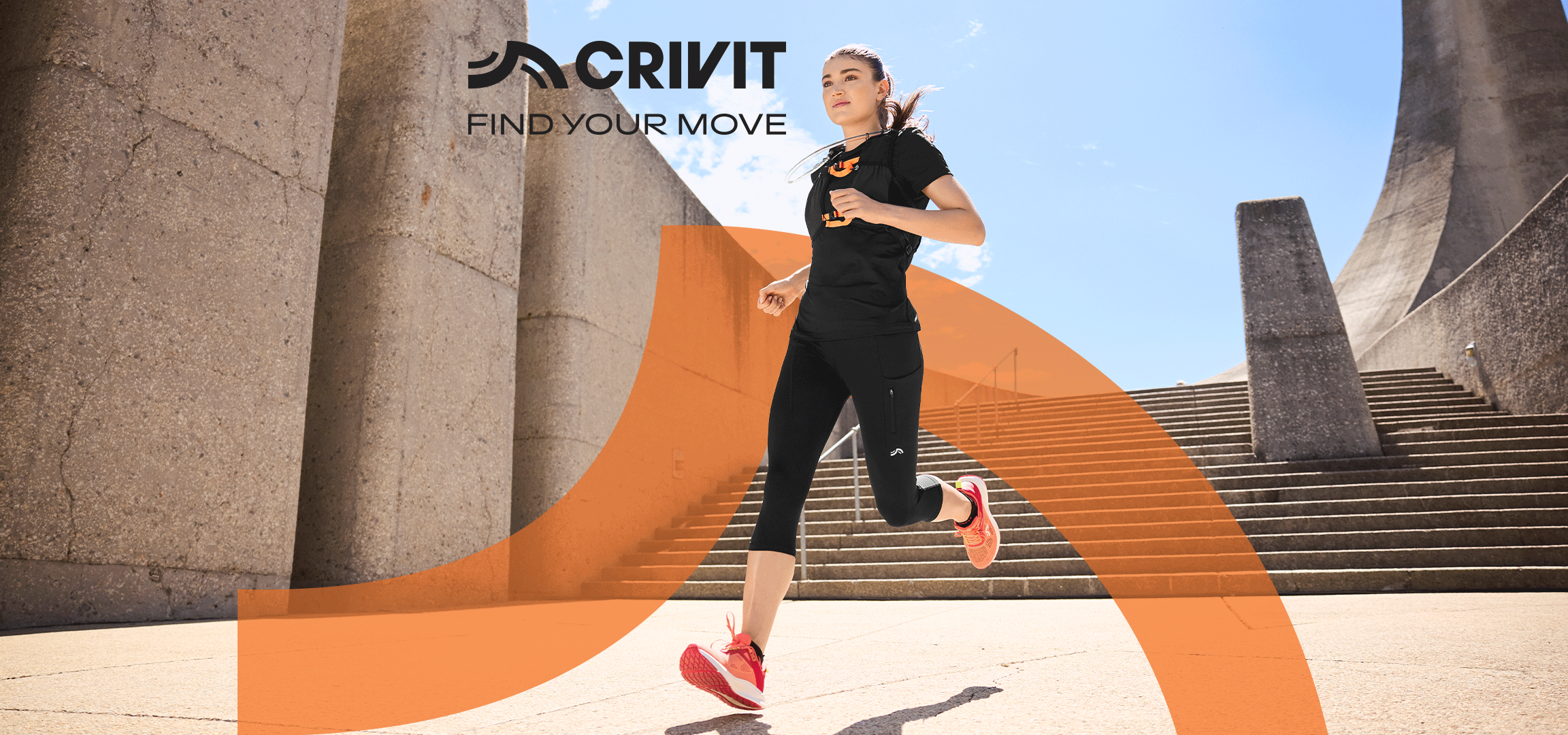 Dvoje ljudi trči uz stepenice u sportskoj odeći, sa tekstom 'FIND YOUR MOVE'.