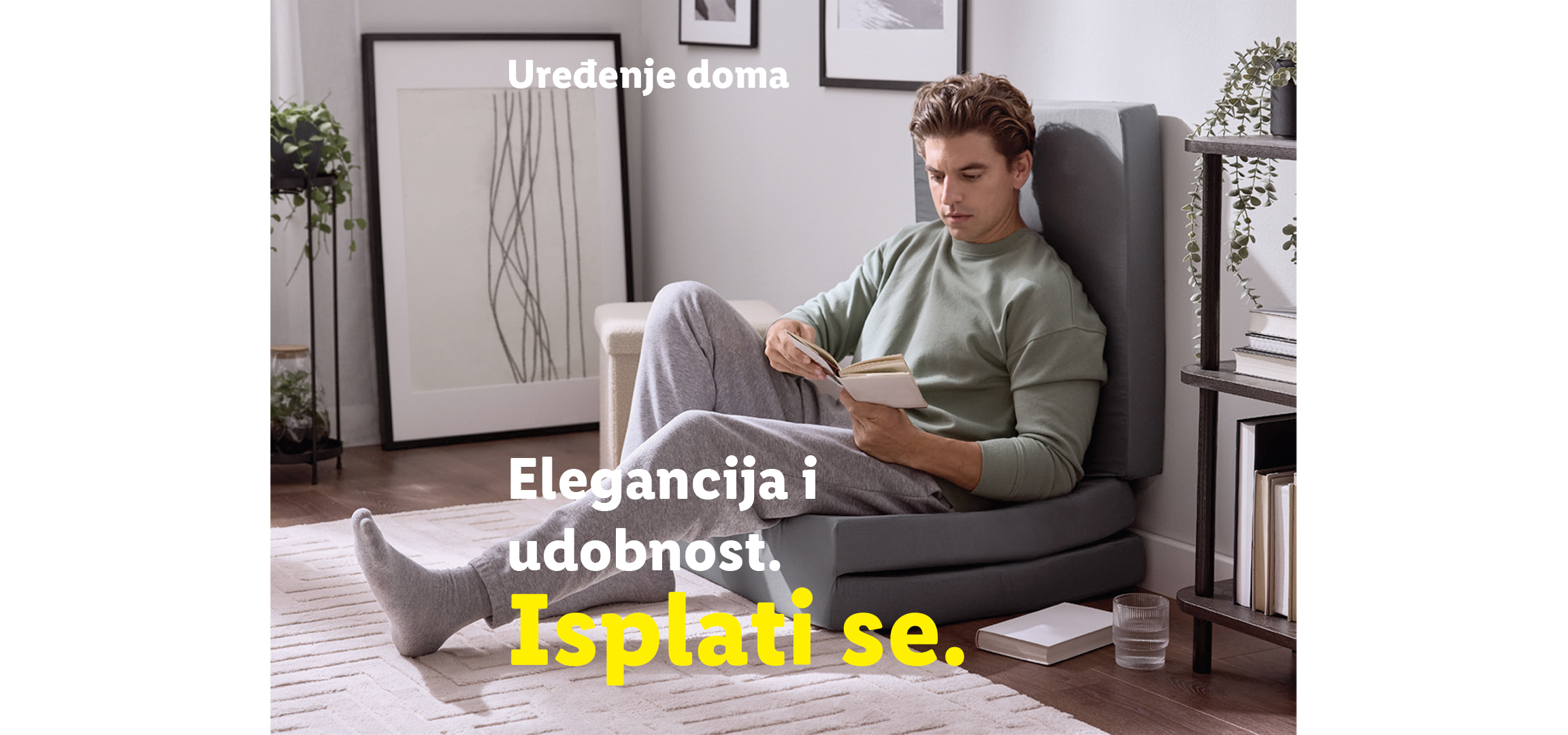 Uređenje doma: Elegancija i udobnost isplati se. Spavaća soba sa posteljinom i muškarcem koji čita.