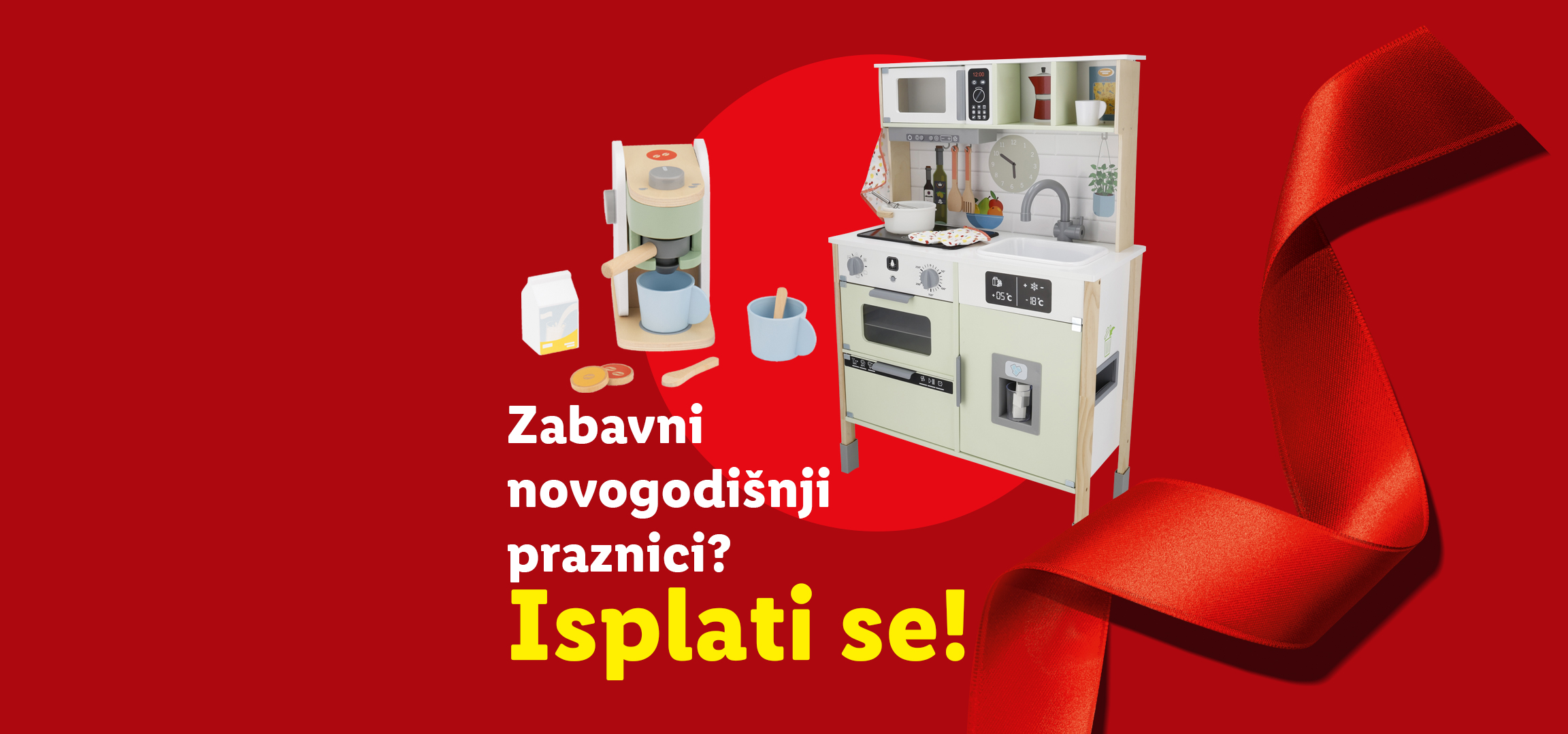 Dečija kuhinja i drvene igračke za zabavne novogodišnje praznike.