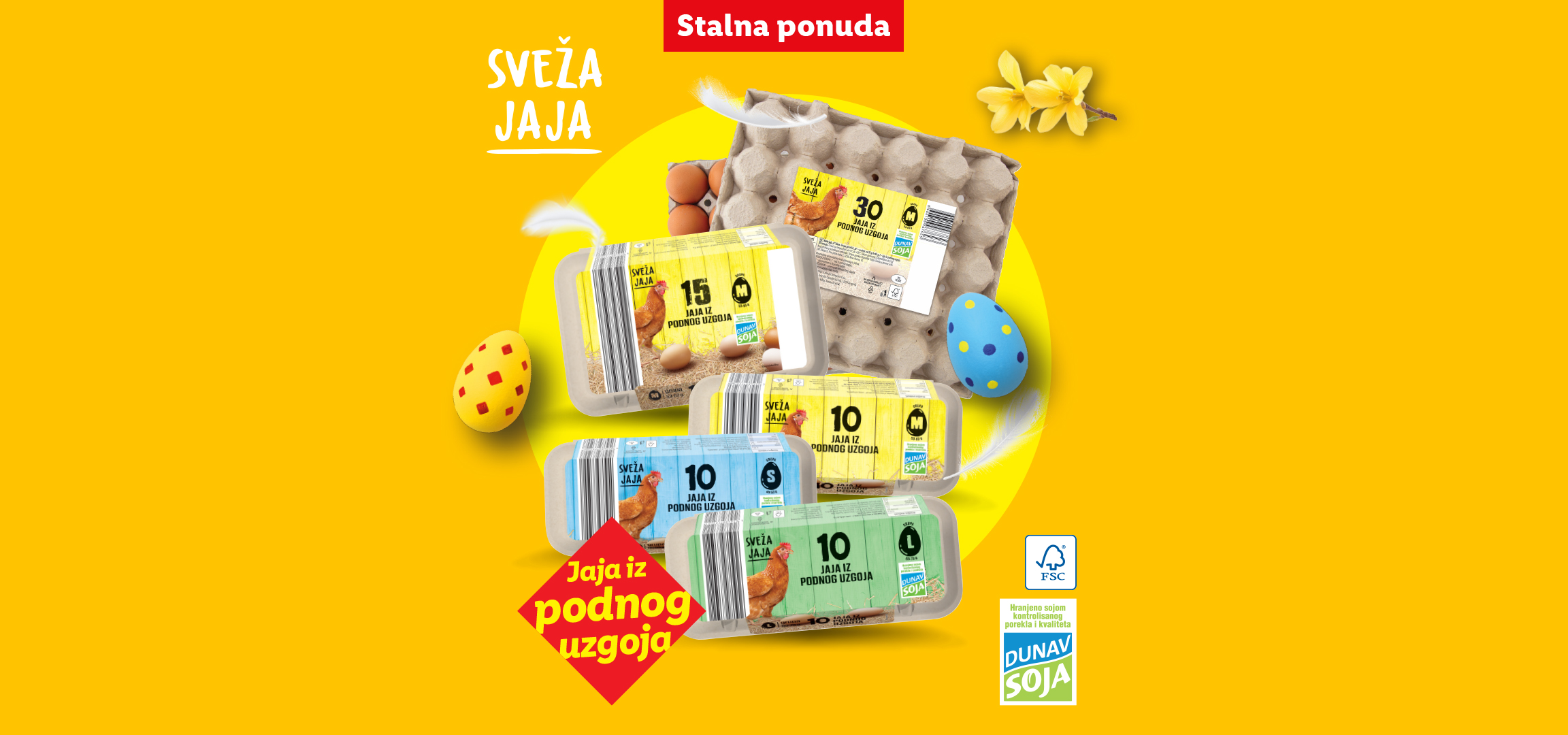 Pakovanja svežih jaja različitih veličina, sa natpisom „Jaja iz podnog uzgoja“.