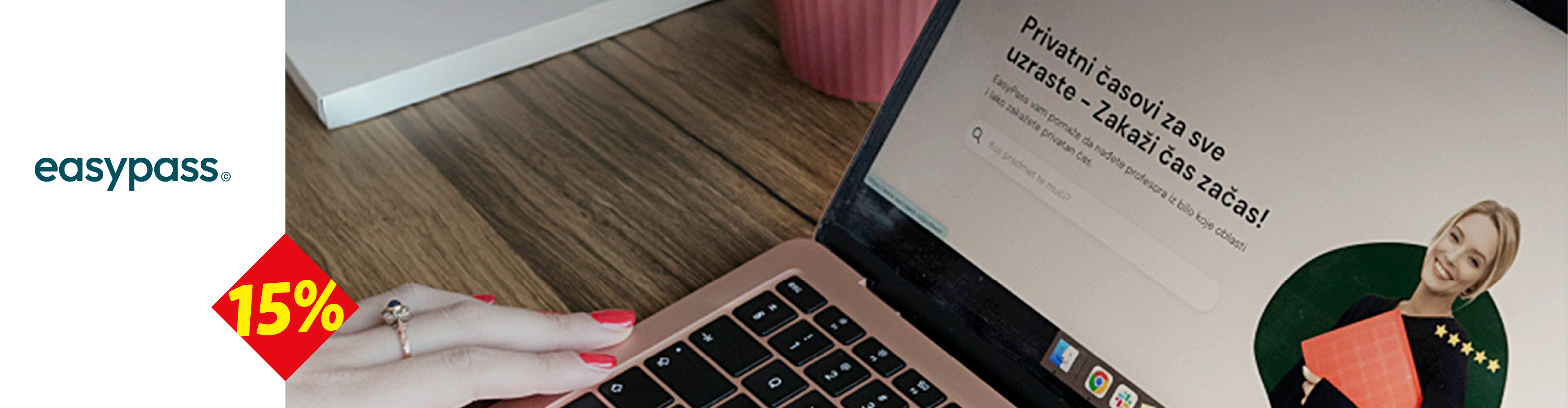 Laptop sa otvorenim sajtom za privatne časove i popustom od 15%.