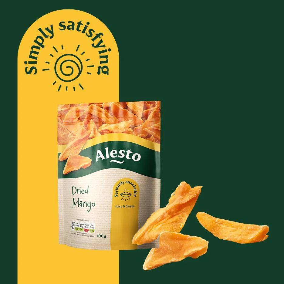 Pakovanje sušenog manga sa natpisom „Jednostavno zadovoljavajuće“ i „Ozbiljno ukusno, sočno i slatko“.