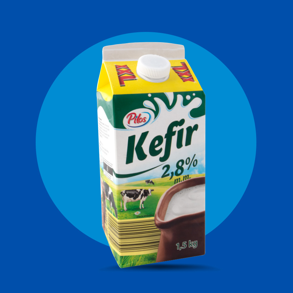 Kefir u kartonskoj ambalaži sa kravama na pašnjaku, 2,8% mlečne masti, 1,5 kg.