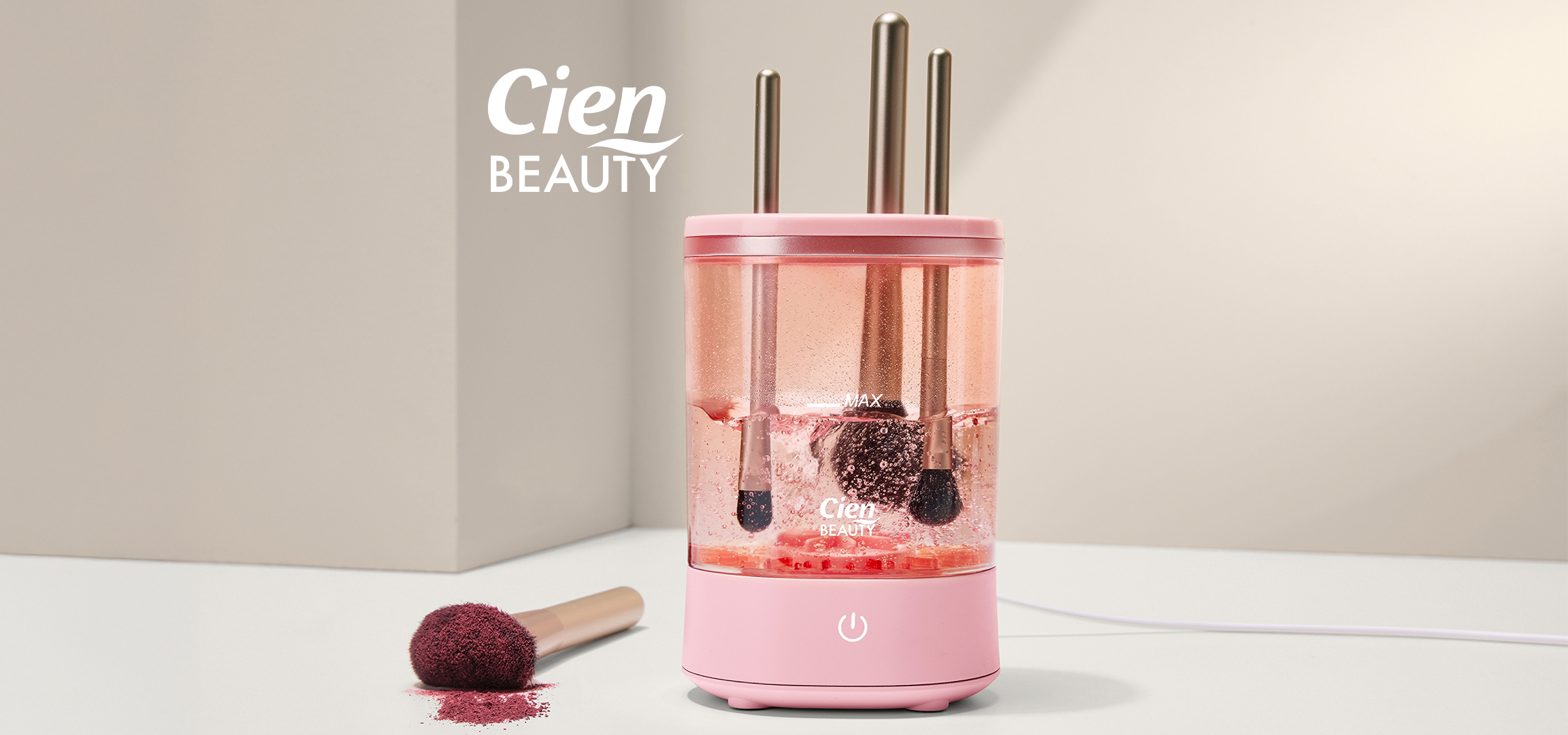 Cien Beauty: Čistač četkica za šminku, fen za kosu i set za manikir.
