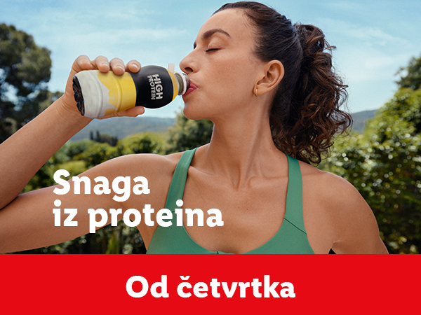 Žena pije proteinski napitak, sa tekstom 'Snaga iz proteina' i 'Od četvrtka'.