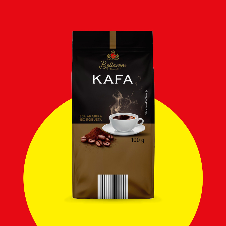 Pakovanje kafe sa šoljicom kafe, zrnima i mlevenom kafom, sa natpisom 'Kafa'.
